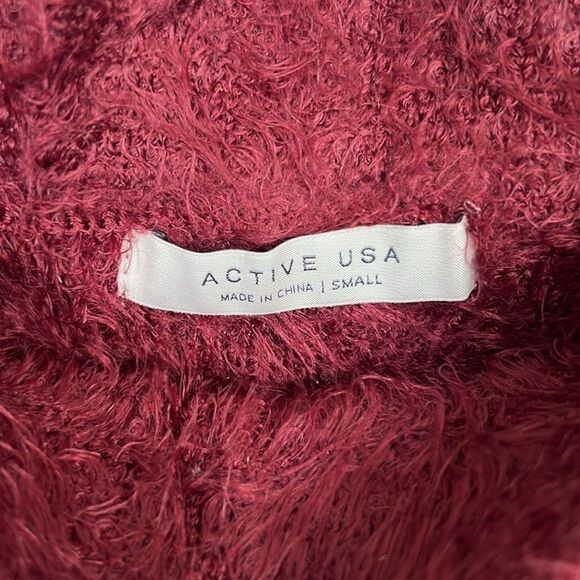 Active USA 2 Piece Off The Shoulder Long Sleeve Crop Top And Skirt Outfit - Picture 4 of 4